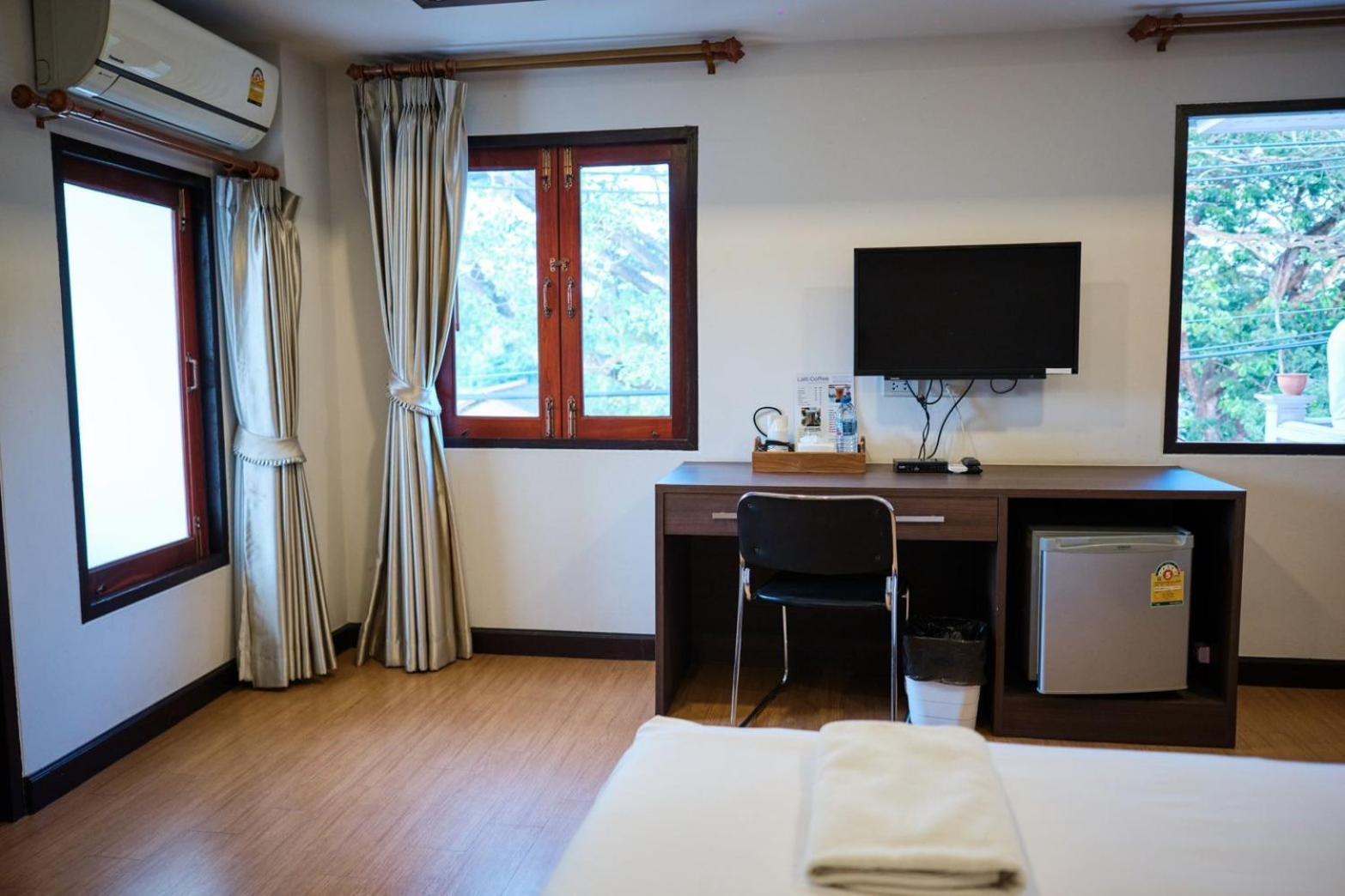 Chorlada Lanna Hotel Chiang Mai Zewnętrze zdjęcie